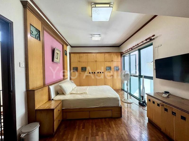4 Bed Condo for Sale in  Stratford Court - Image 10
